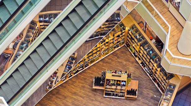 Key Considerations for Commercial Retail Tenants Before Signing a Lease Agreement